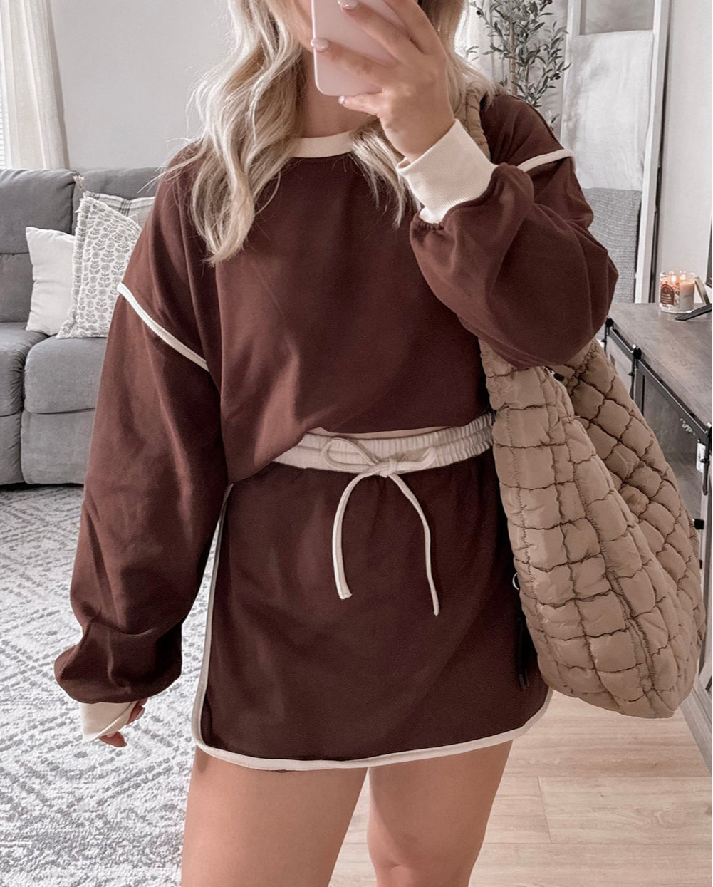 Color Contrast Loose Pullover and Lace-up Waist Skort Set