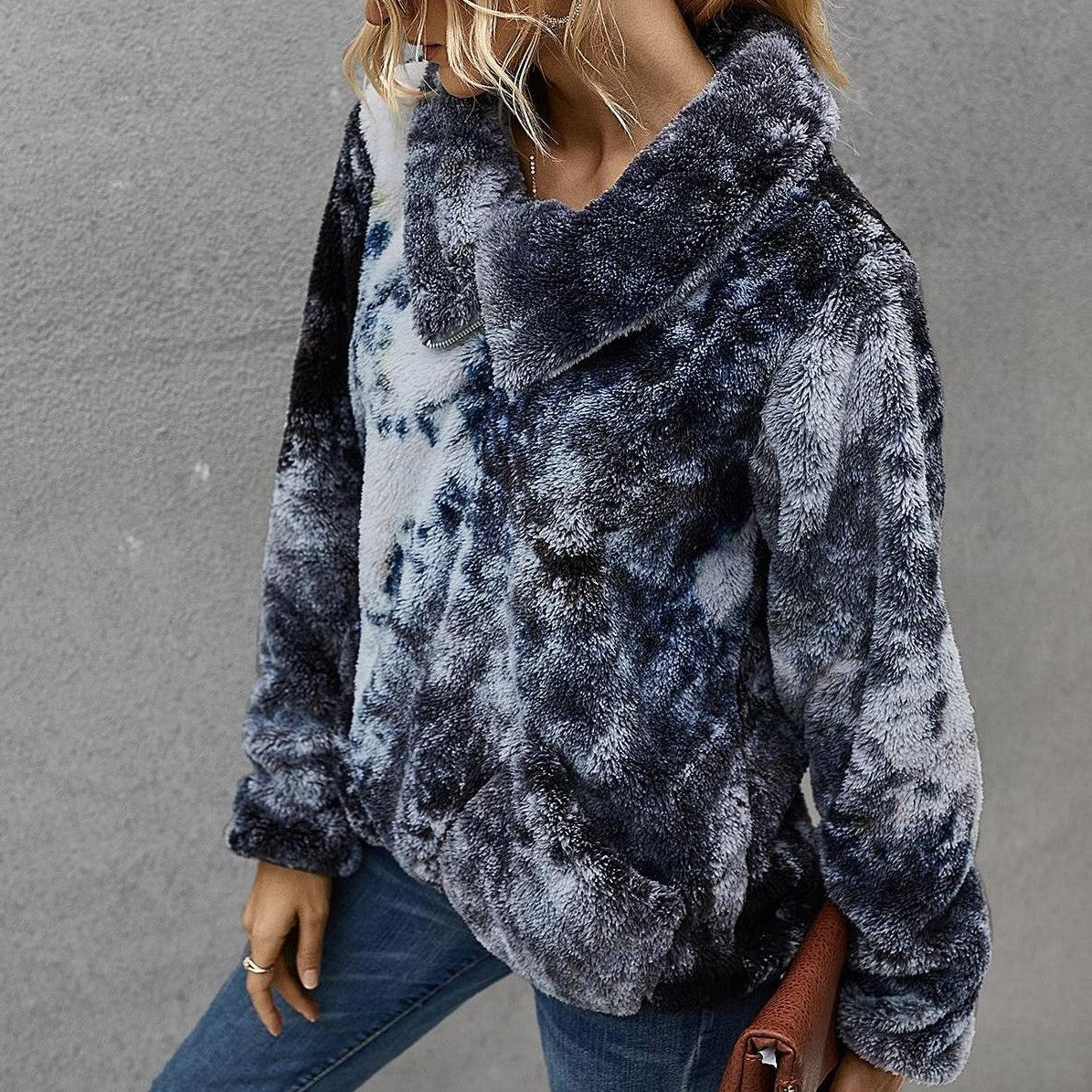 Winter warm tie-dye sweatshirt