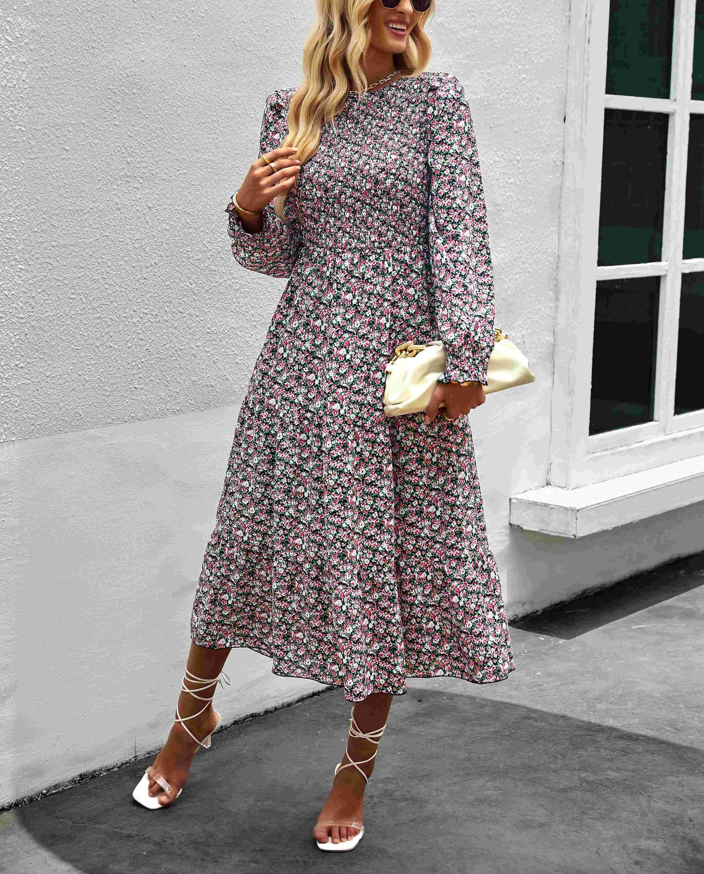 Autumn and winter long-sleeved casual vacation dress