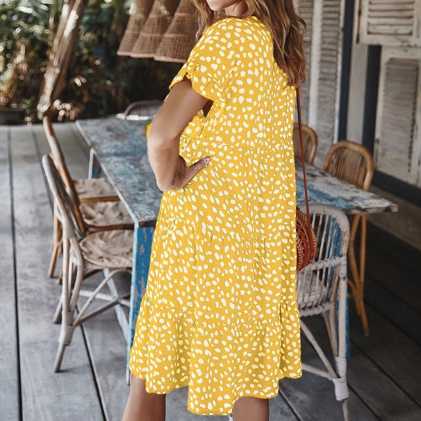 Spring and summer ruffle light mature dress