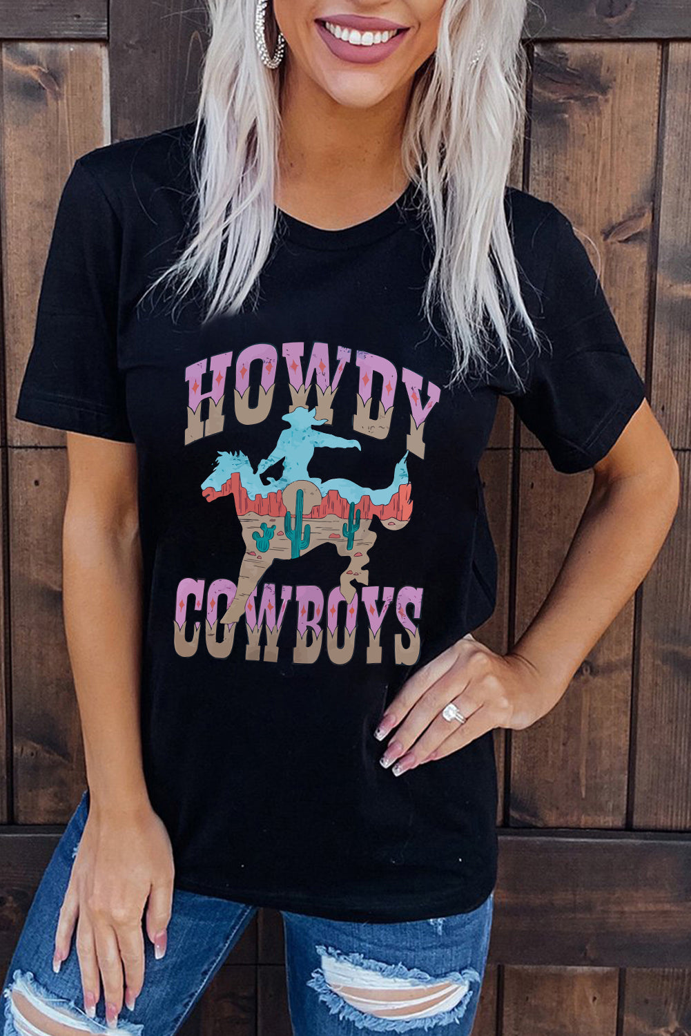 HOWDY COWBOYS Western Fashion Graphic Tee