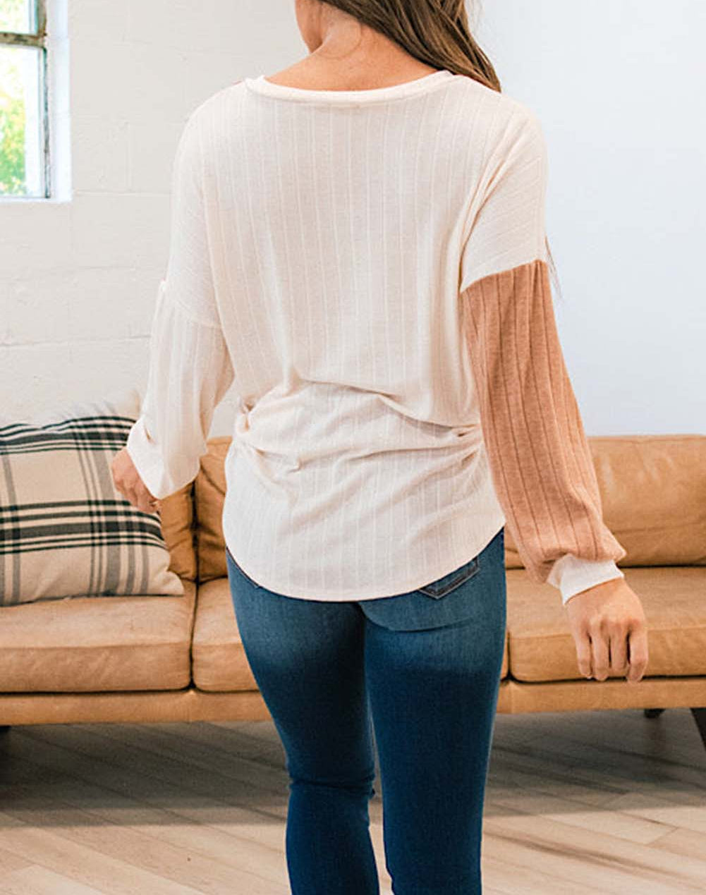 Color Block Wide Ribbed V Neck Top