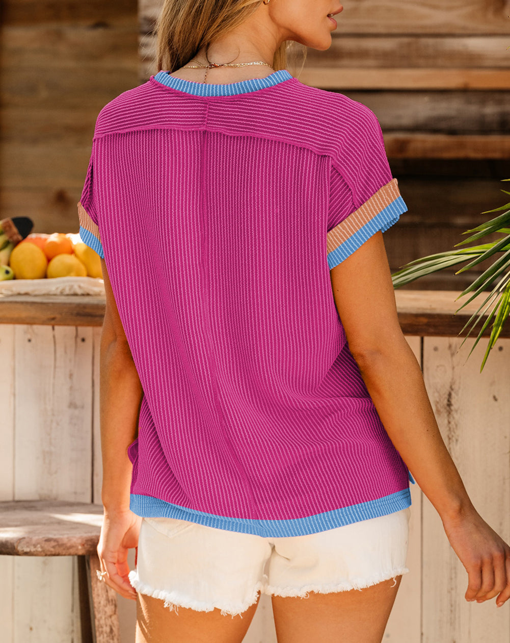 Textured Contrast Trim Round Neck T Shirt