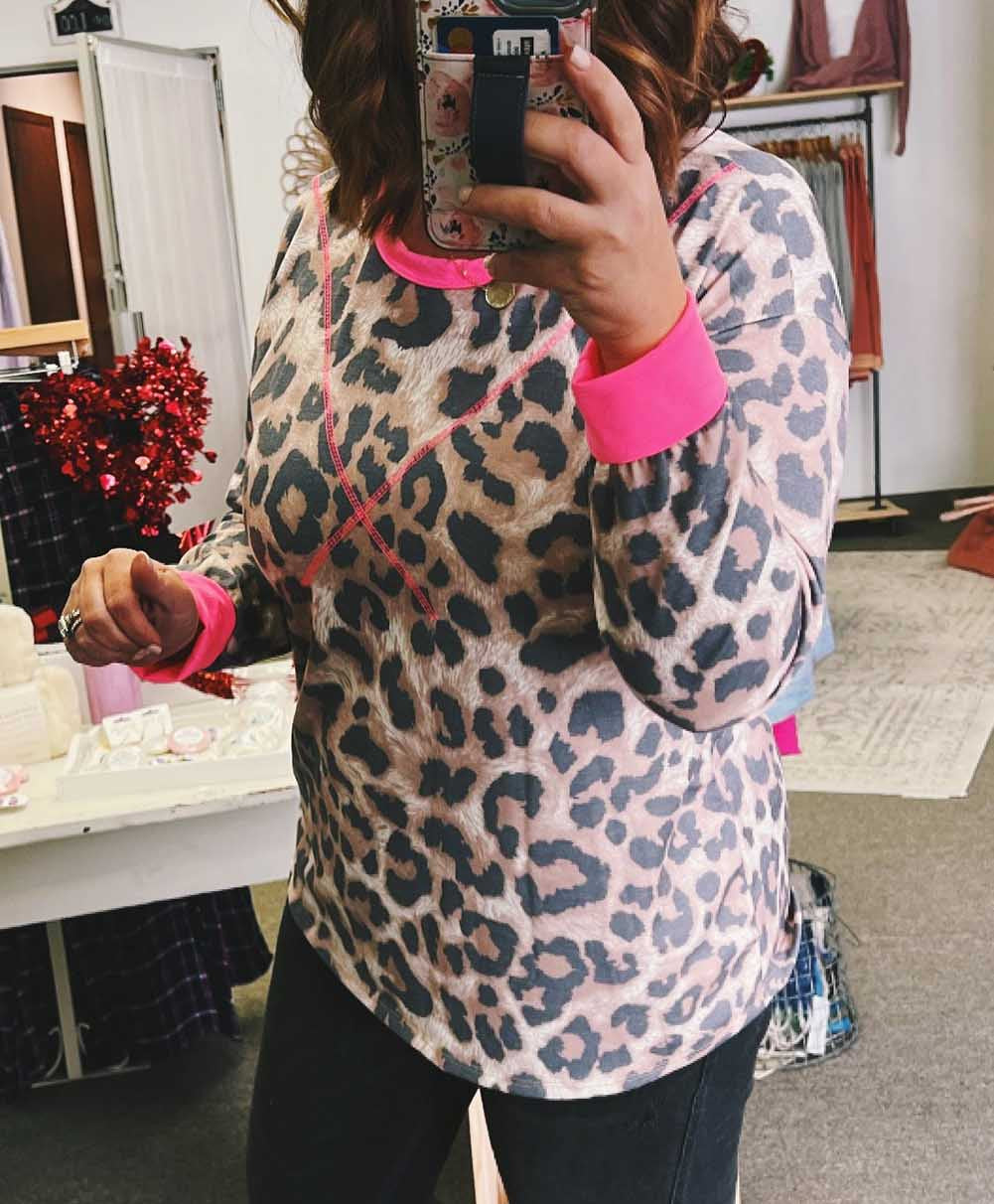 Contrast Trim Cross-Seam Plus Size Long Sleeve Top