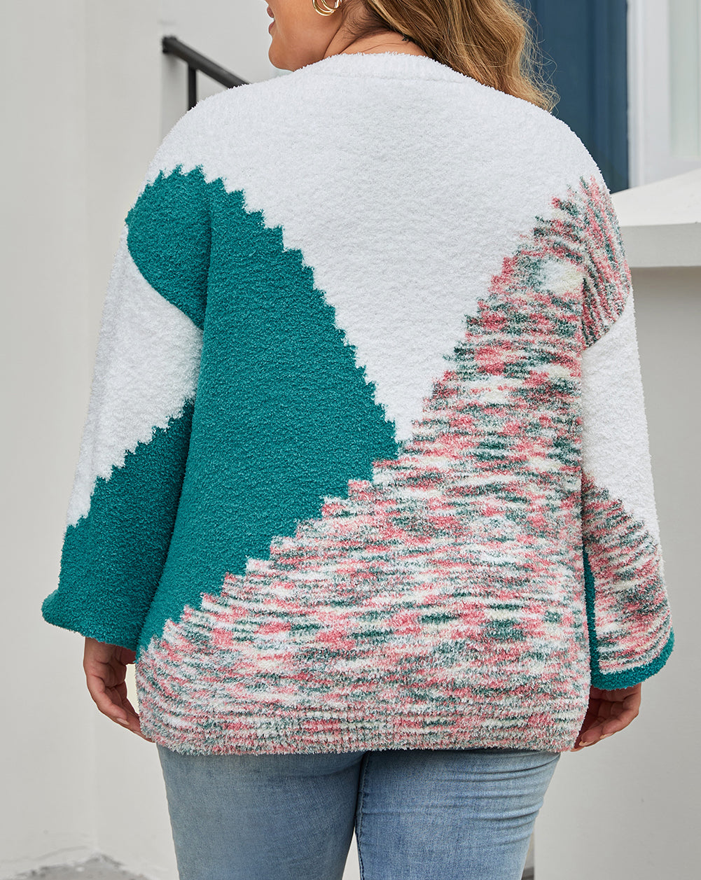 Scalloped Color Block Plus Size Sweater