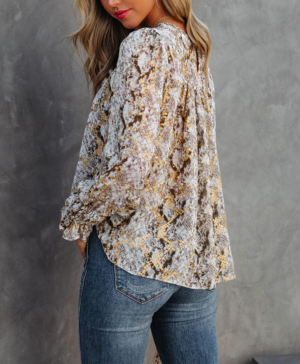 Glitter Snake Grain Pleated Round Neck Blouse