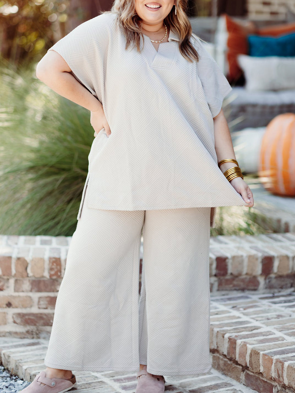 Plus Size Textured Collared Top and Pants Set