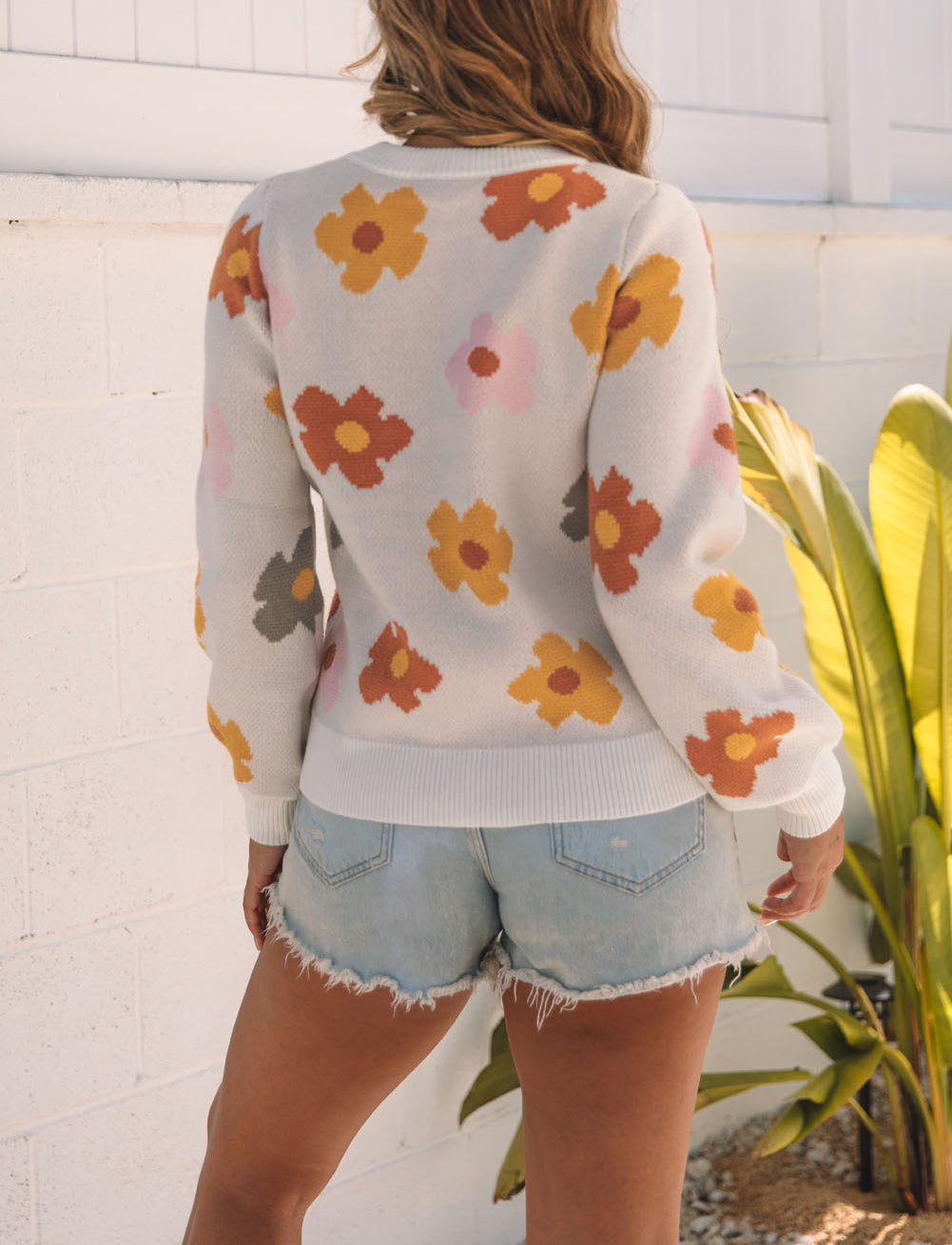 Sweet Flower Knitted Ribbed Hem Sweater