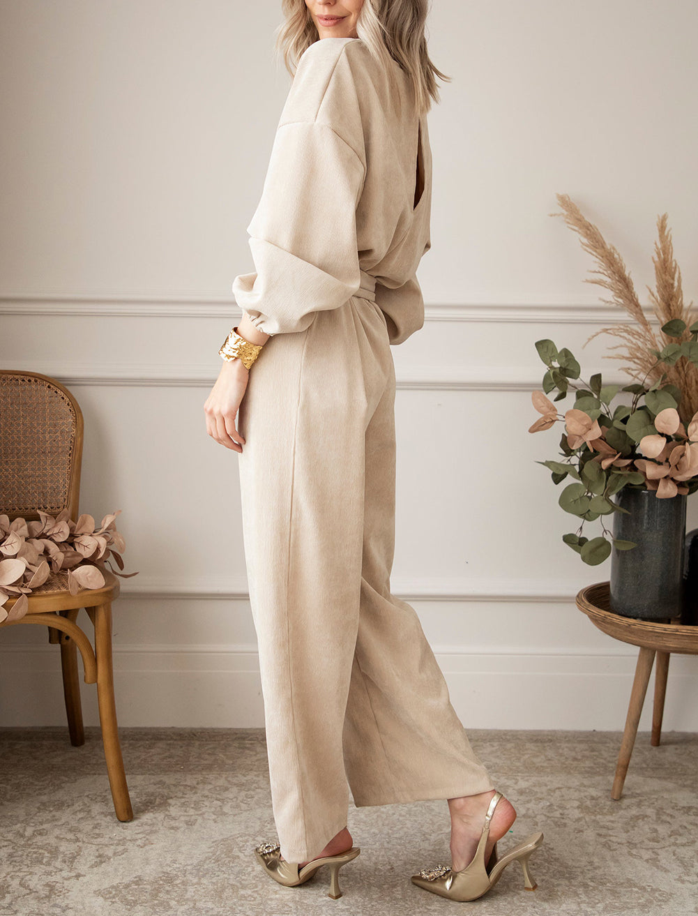 Keyhole Back V Neck Tie Waist Loose Jumpsuit