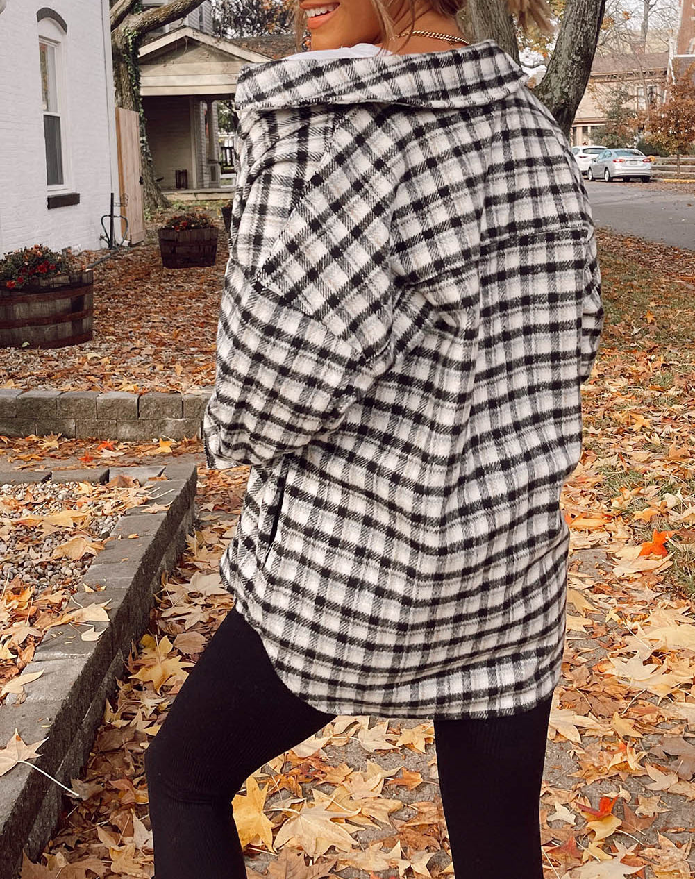 Plaid Print Chest Pockets Buttoned Tunic Shacket