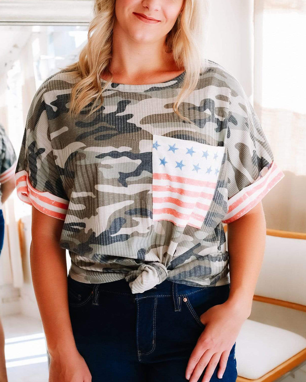 Green Flag Pocket Ribbed Camo Print T-shirt