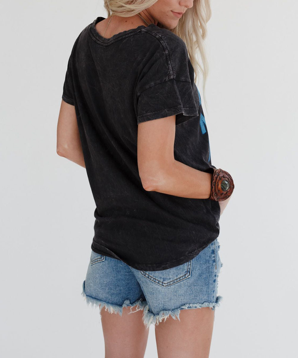 Black Thunder MAMA Vintage Graphic Tee