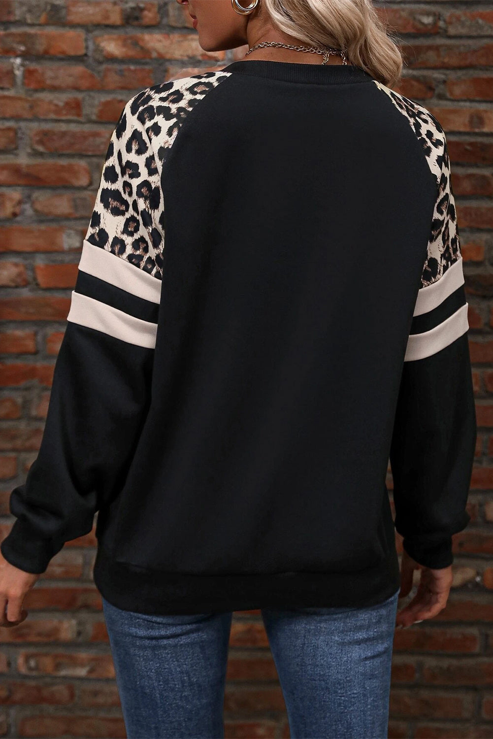 Peach Blossom Leopard Print Colorblock Raglan Sleeve Sweatshirt