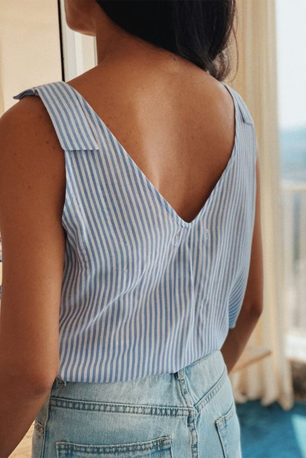 Stripe Scalloped V Neck Buttoned Tank Top