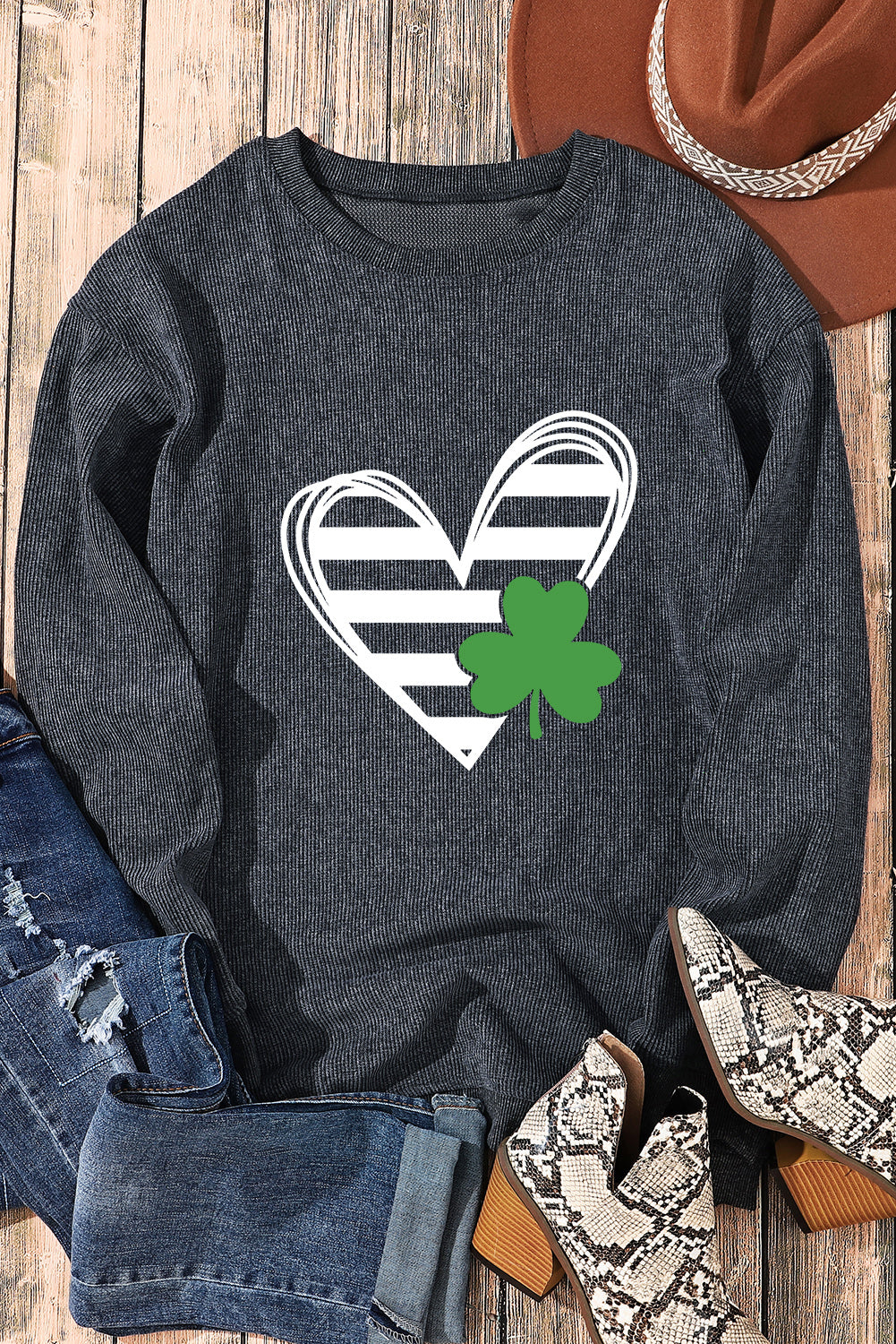 Heart & Clover Print Corded St. Patrick\'s Day Sweatshirt