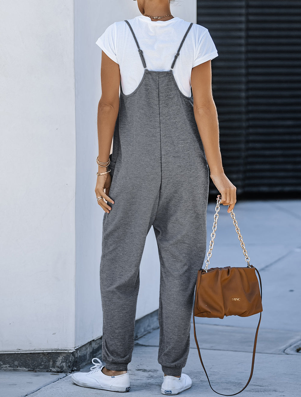 Textured Sleeveless V-Neck Pocketed Casual Jumpsuit