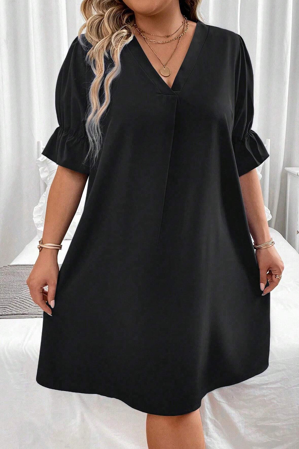 Solid Ruffled Puff Sleeve V Neck Plus Size Mini Dress
