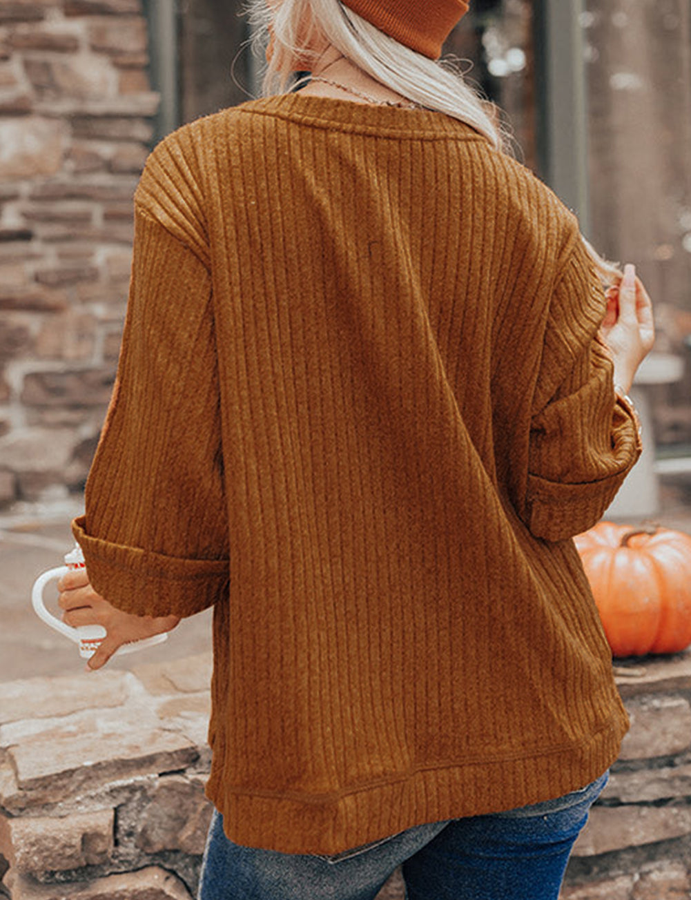 Ribbed Knit Three Quarter Sleeve T Shirt