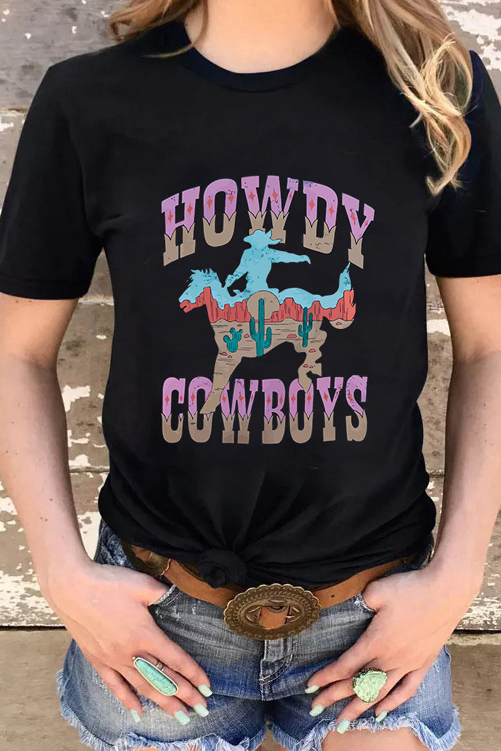 HOWDY COWBOYS Western Fashion Graphic Tee