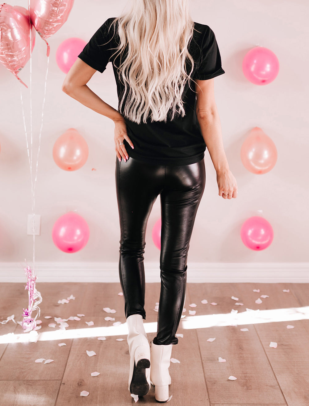 xoxo Glitter Chenille Graphic Valentines T-shirt