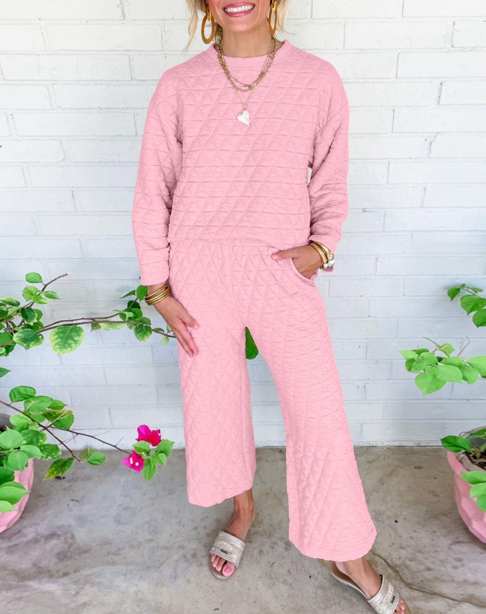 Solid Quilted Pullover and Pants Outfit