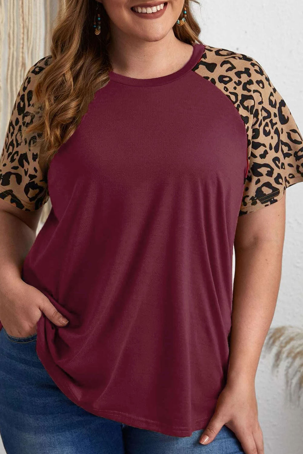 Contrast Leopard Raglan Sleeve Plus Size T-shirt