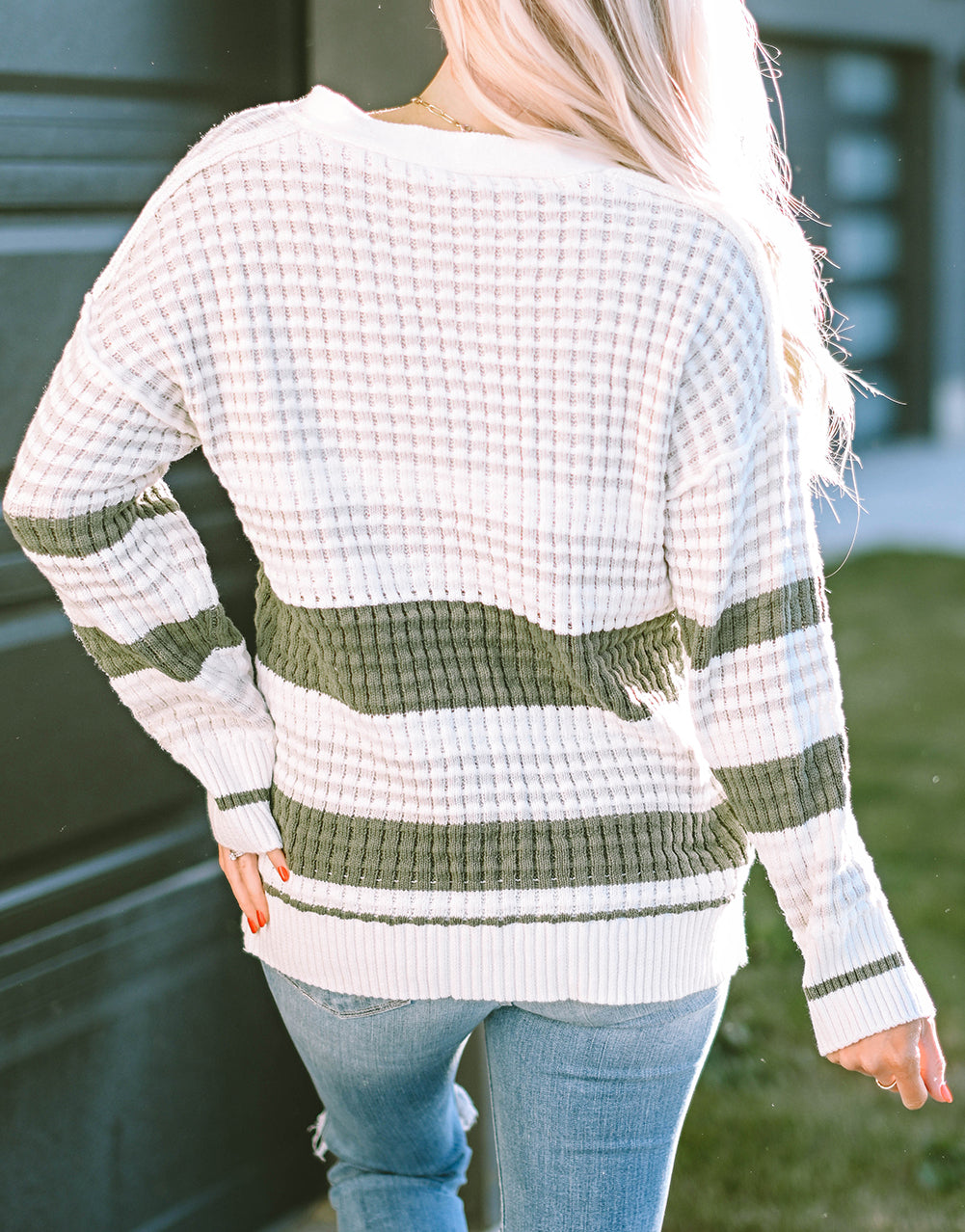 Colorblock Textured Knit Buttoned Cardigan