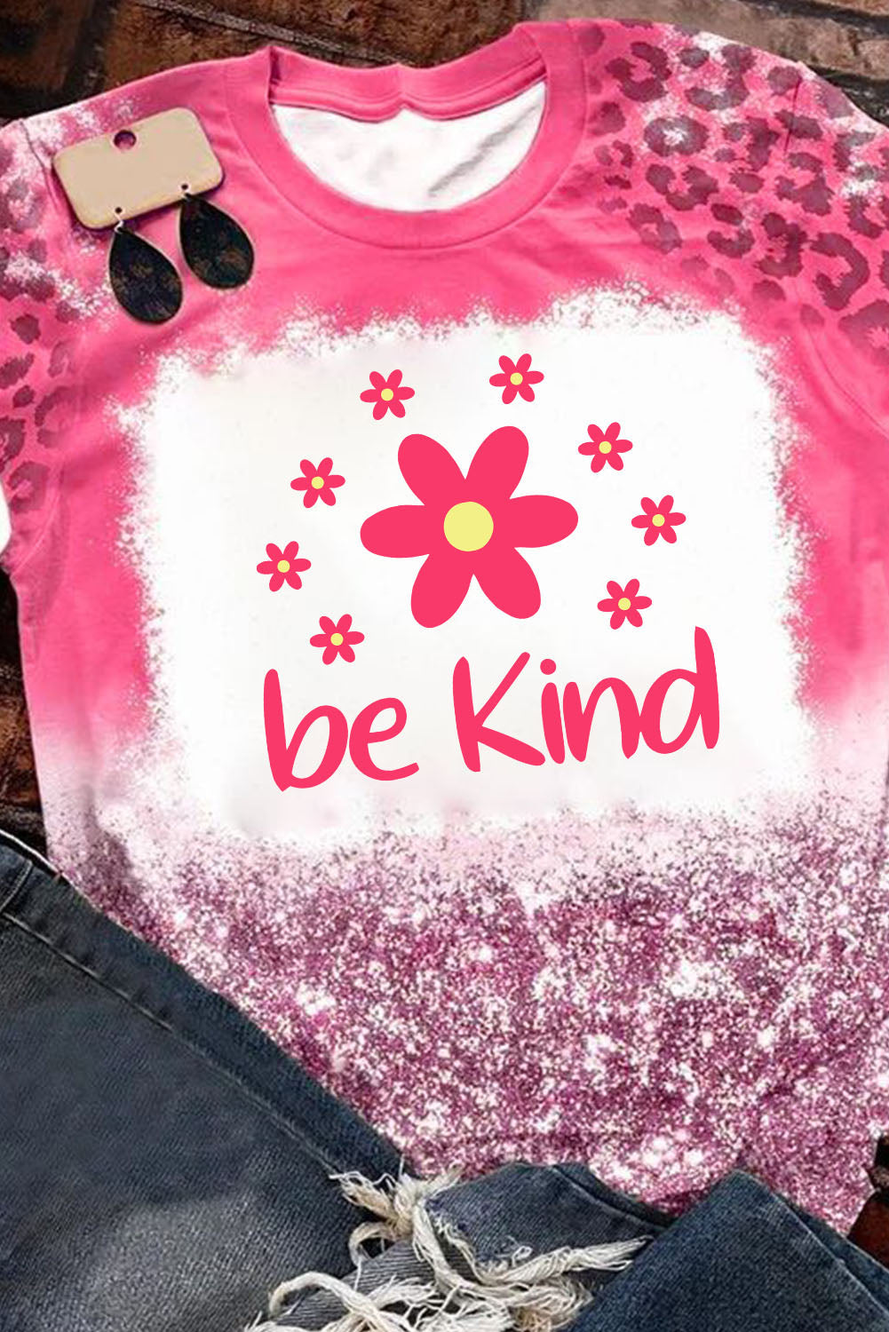 Pink Bleached be kind Flower Print Leopard Short Sleeve T-Shirt