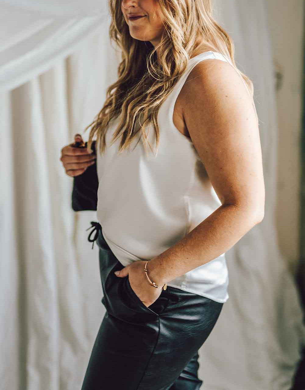 V Neck Open Back Sleeveless Plus Size Top