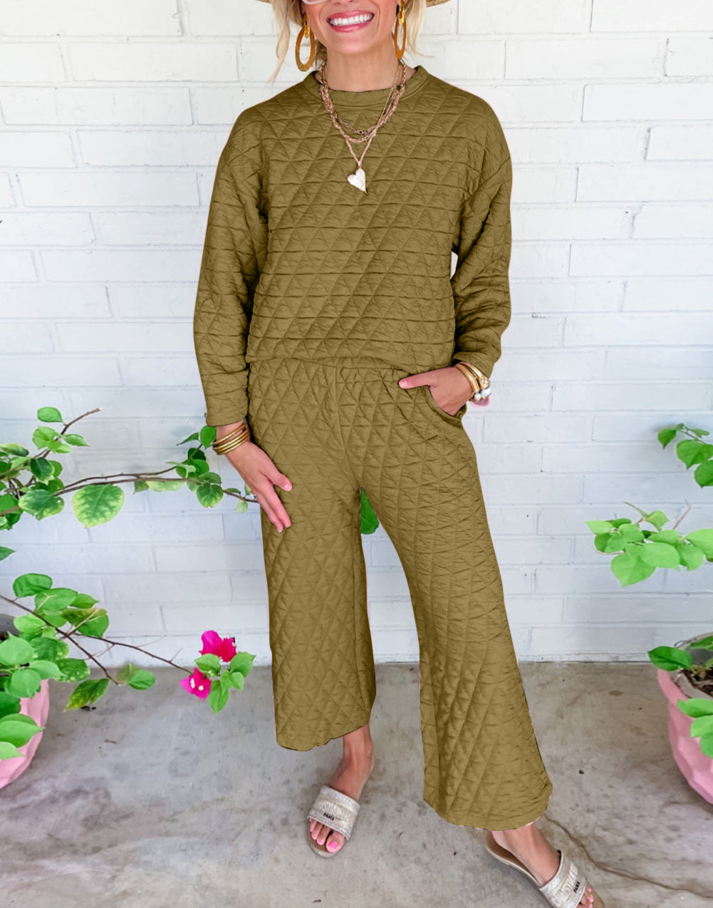 Solid Quilted Pullover and Pants Outfit