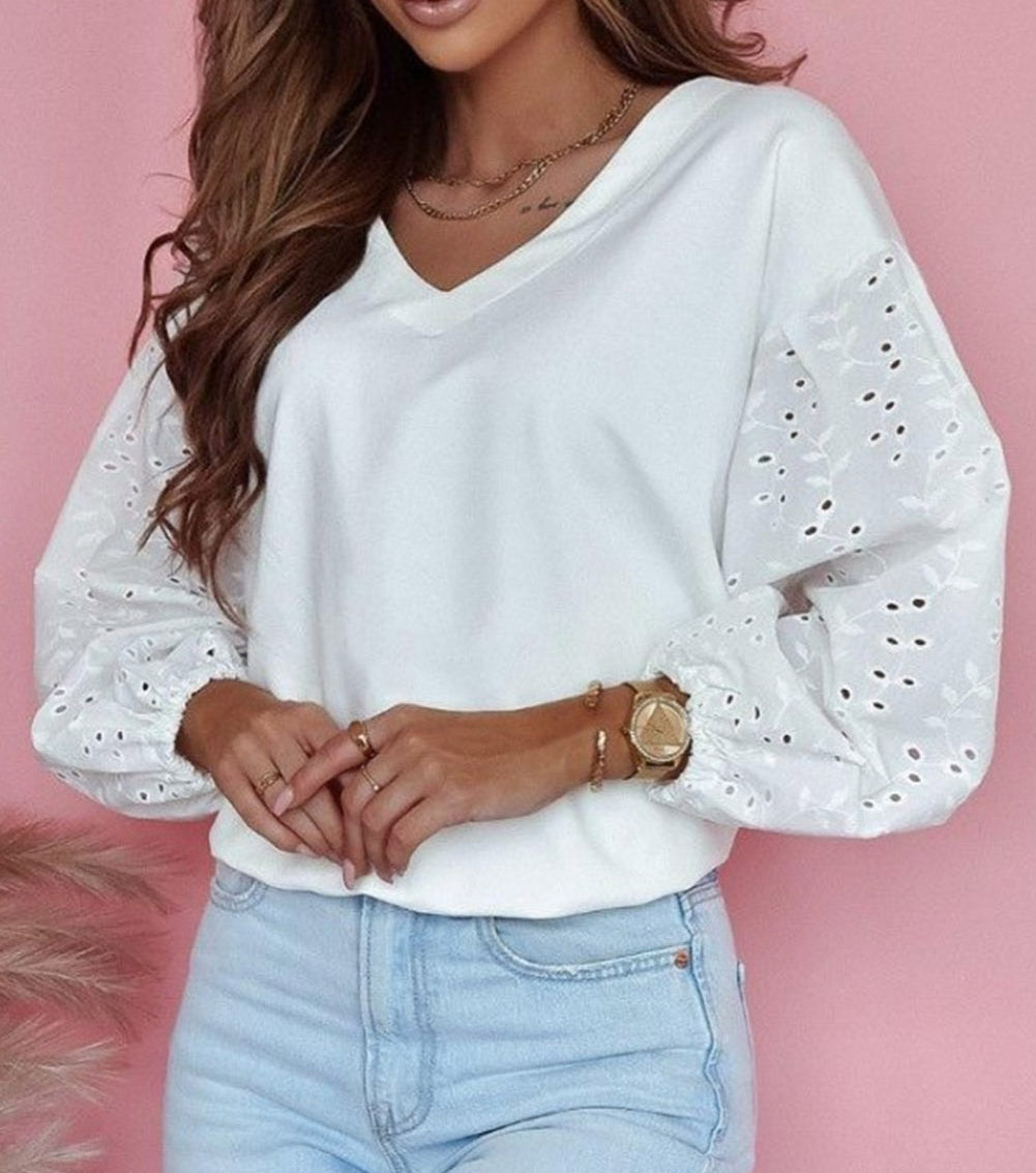 V-neck Embroidered Patchwork Puff Sleeve Blouse