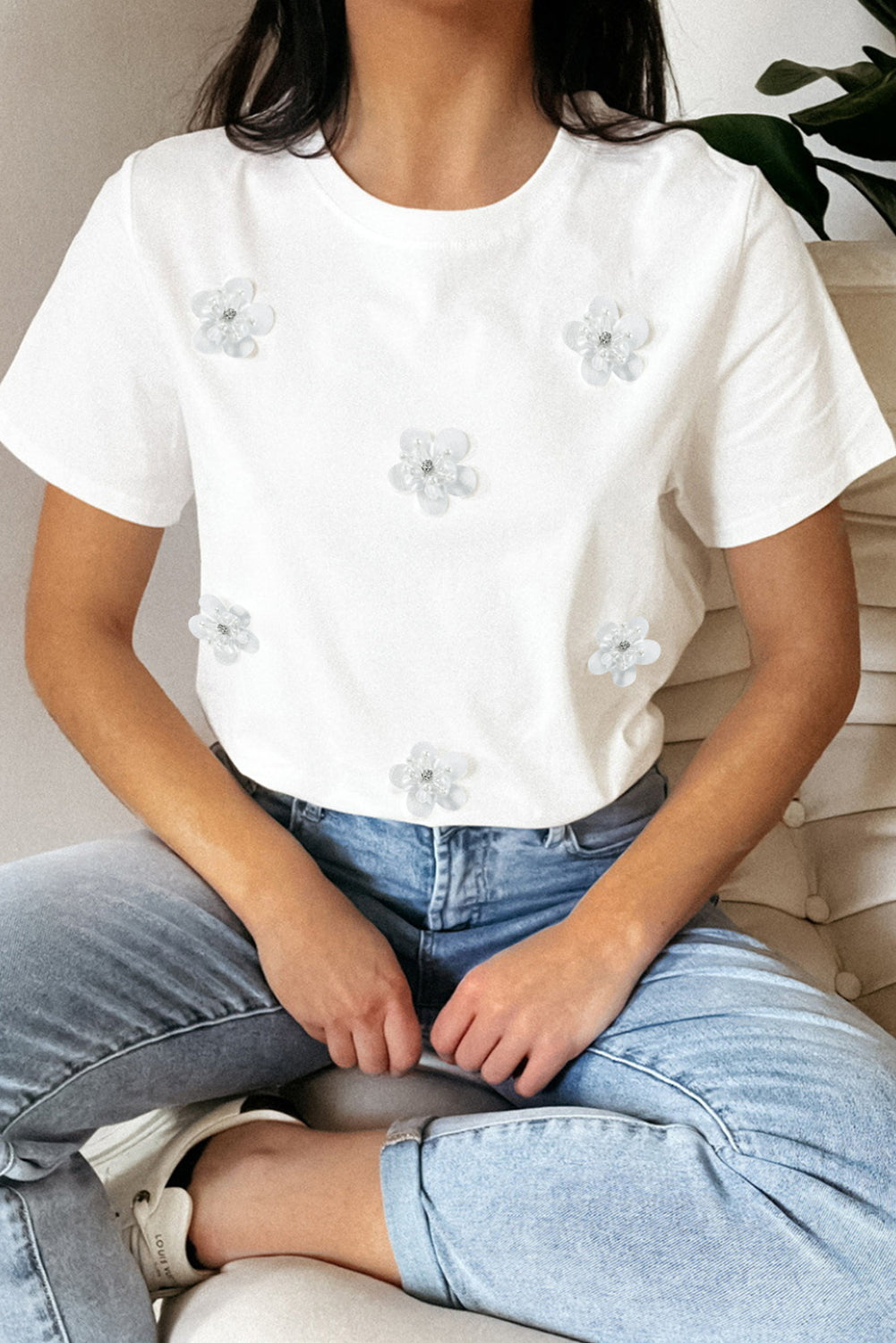 Flower Applique Round Neck T-shirt