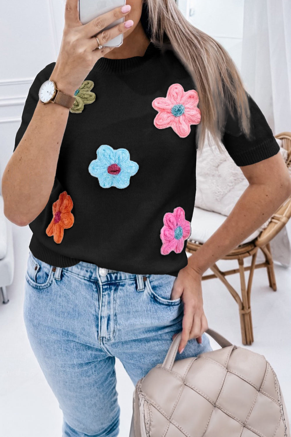 Cream Cute Flower Applique Short Sleeve Sweater