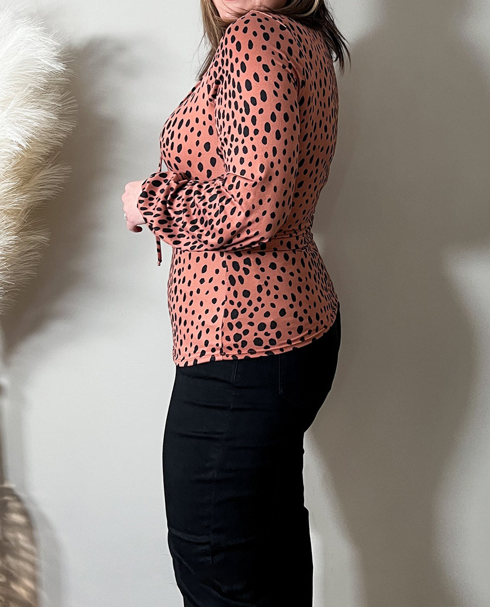 Plus Size Puff Sleeve V Neck Lace-up Slim Top