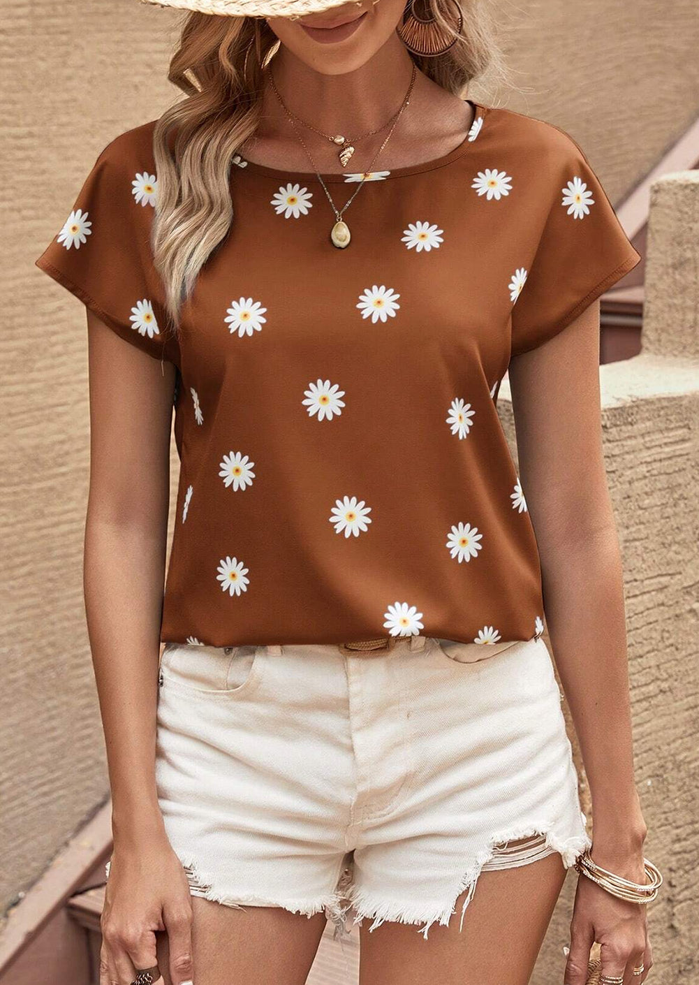 Daisy Print Short Sleeve Top