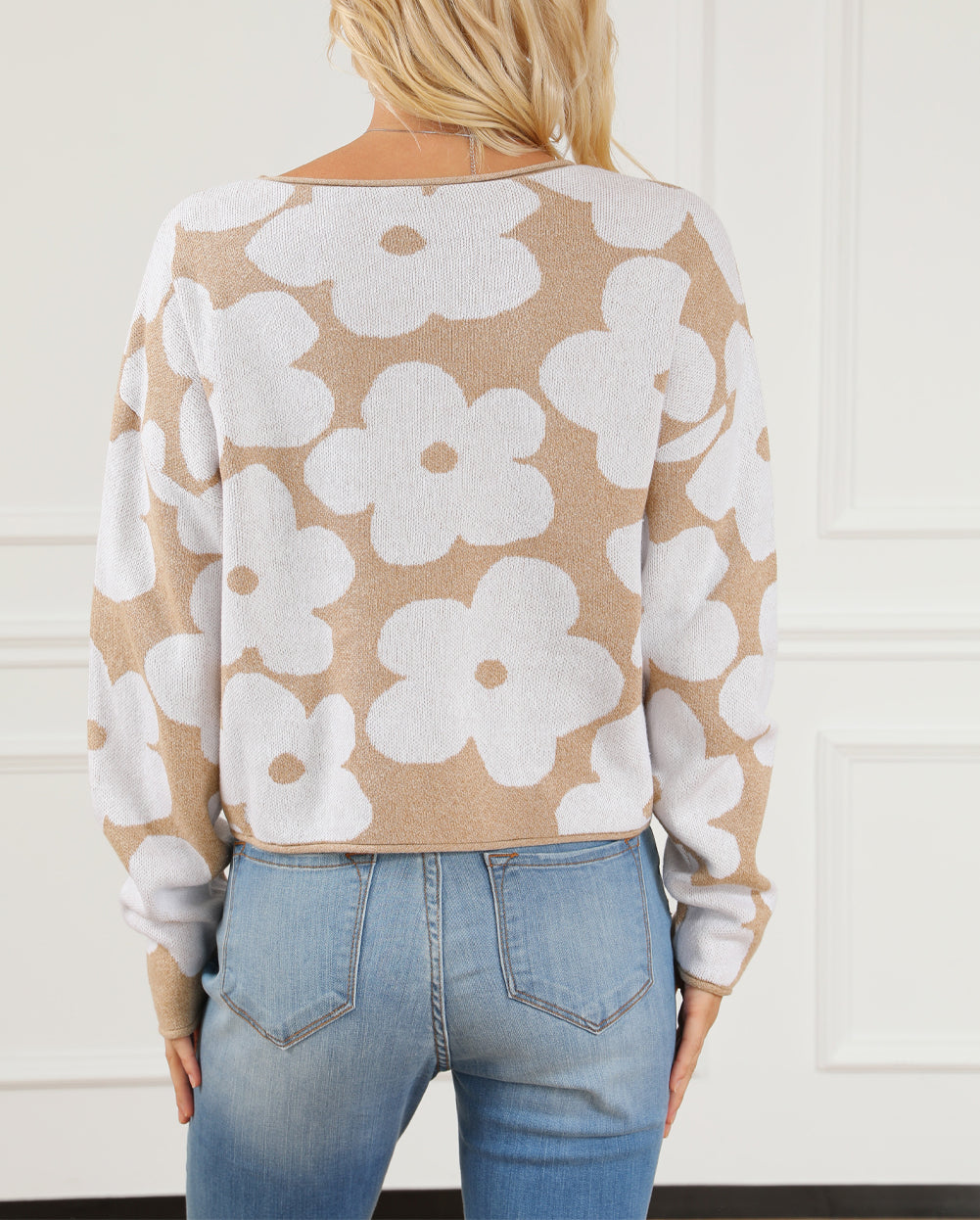 Flower Pattern Cropped Sweater