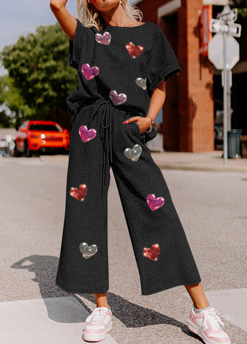 Shiny Heart Popping Graphic Textured 2pcs Outfit