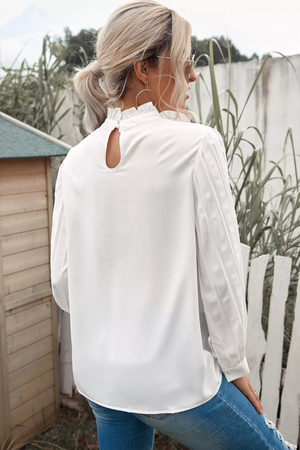 Ruffled Crewneck Lantern Sleeve Splicing Lace Blouse