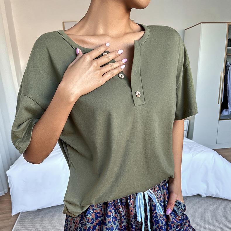 Solid color knitted cotton short blouse