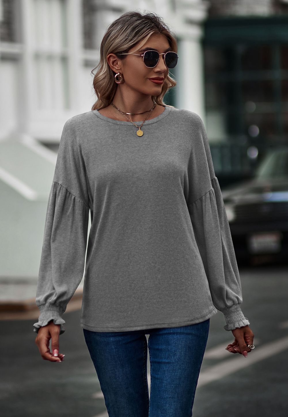 Women Round Neck Pleated Lantern Sleeve