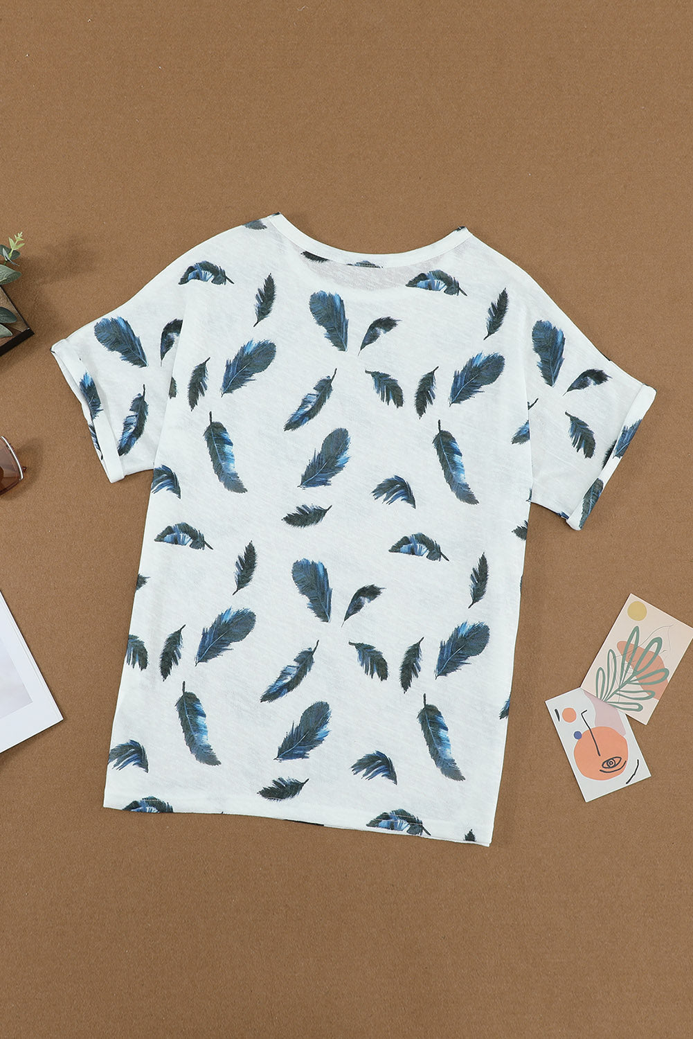 White Feather Print Short Sleeve Tee