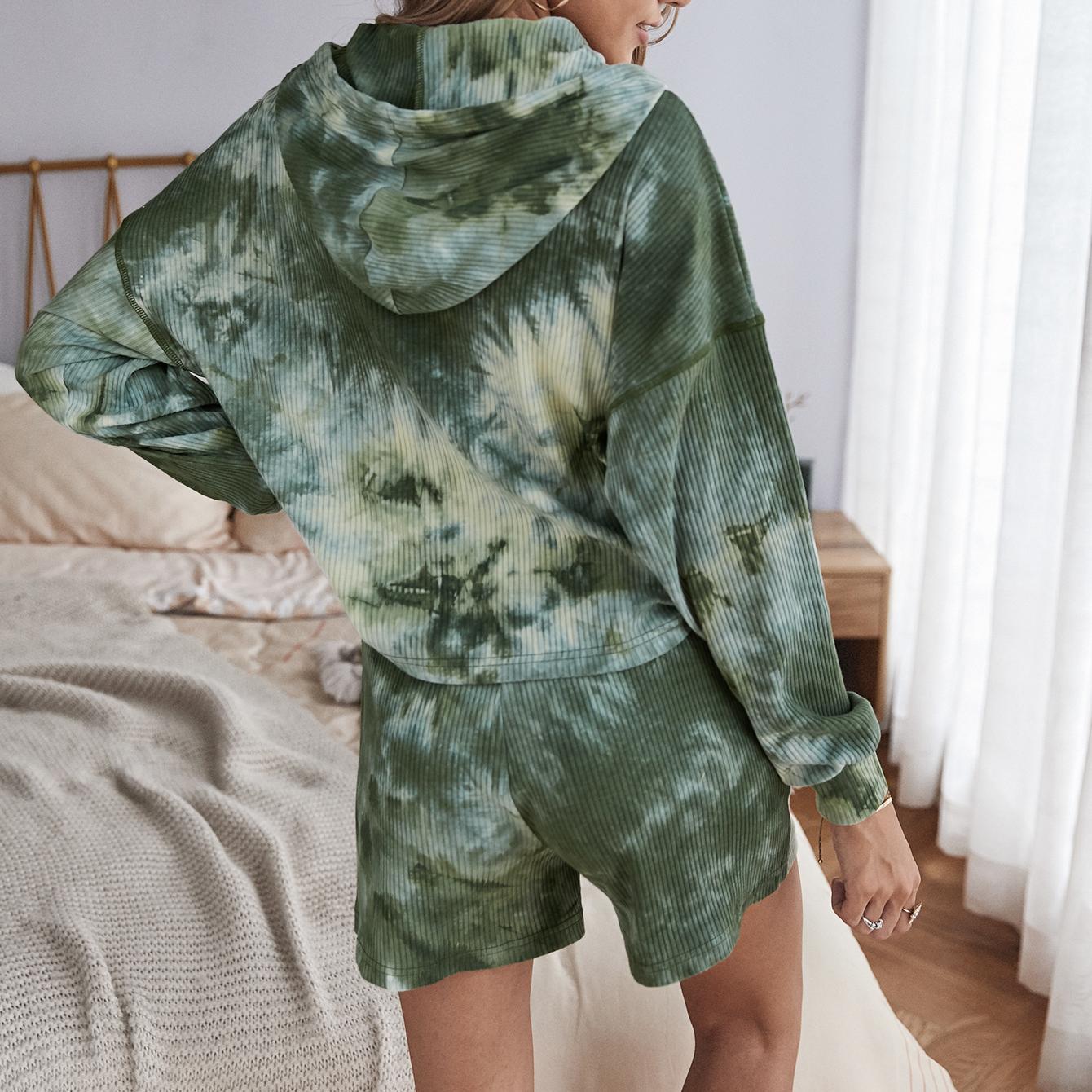 Spring and summer loungewear tie-dye sets