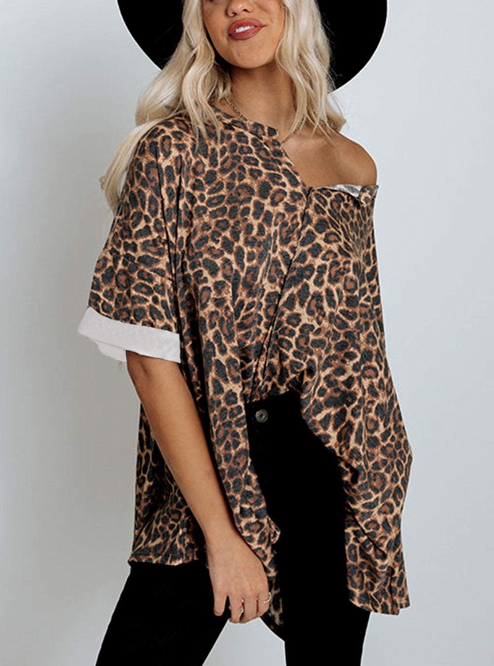V Notch Rolled Cuffs Loose Leopard Top