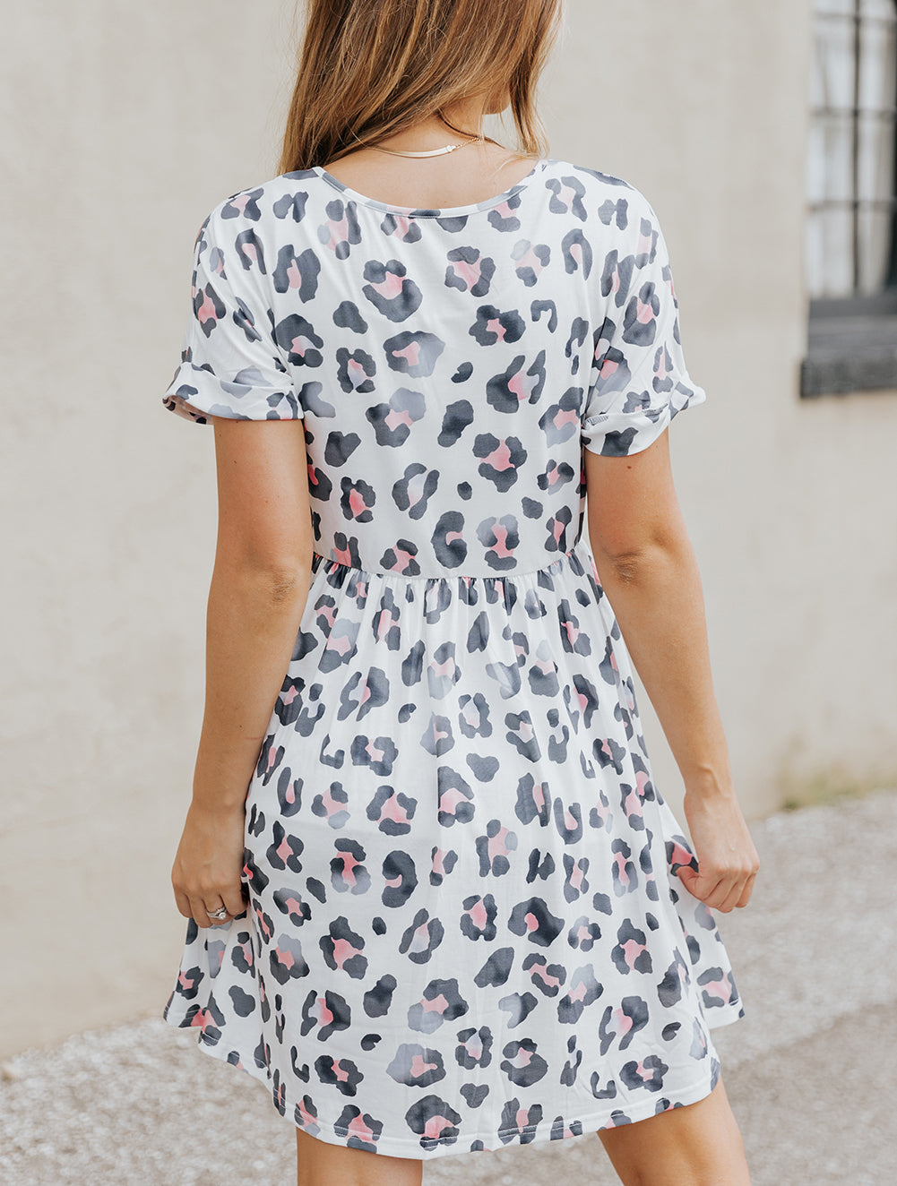 Short Sleeve Cheetah Print Knit Dress