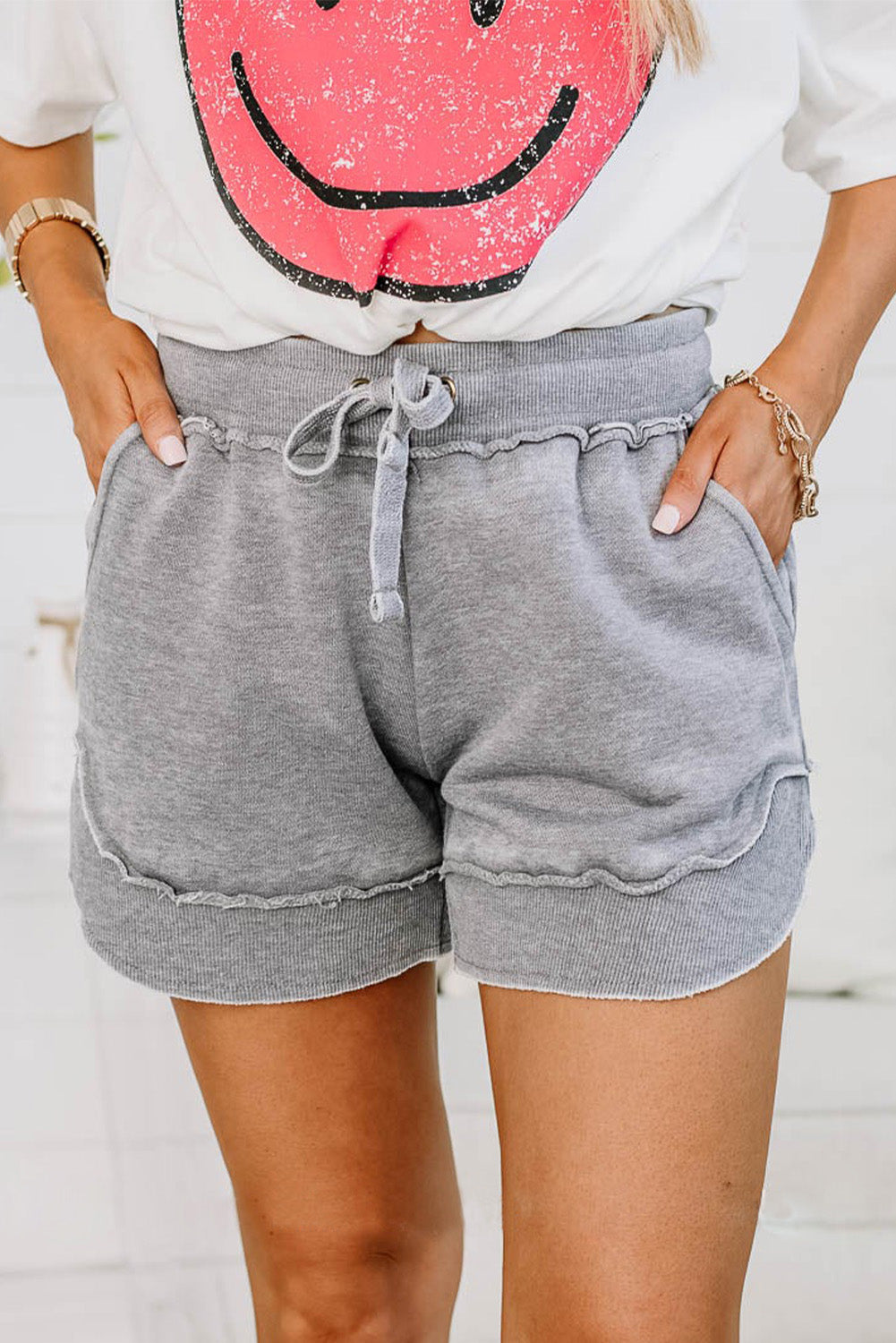 Ribbed Trim Knit Casual Shorts