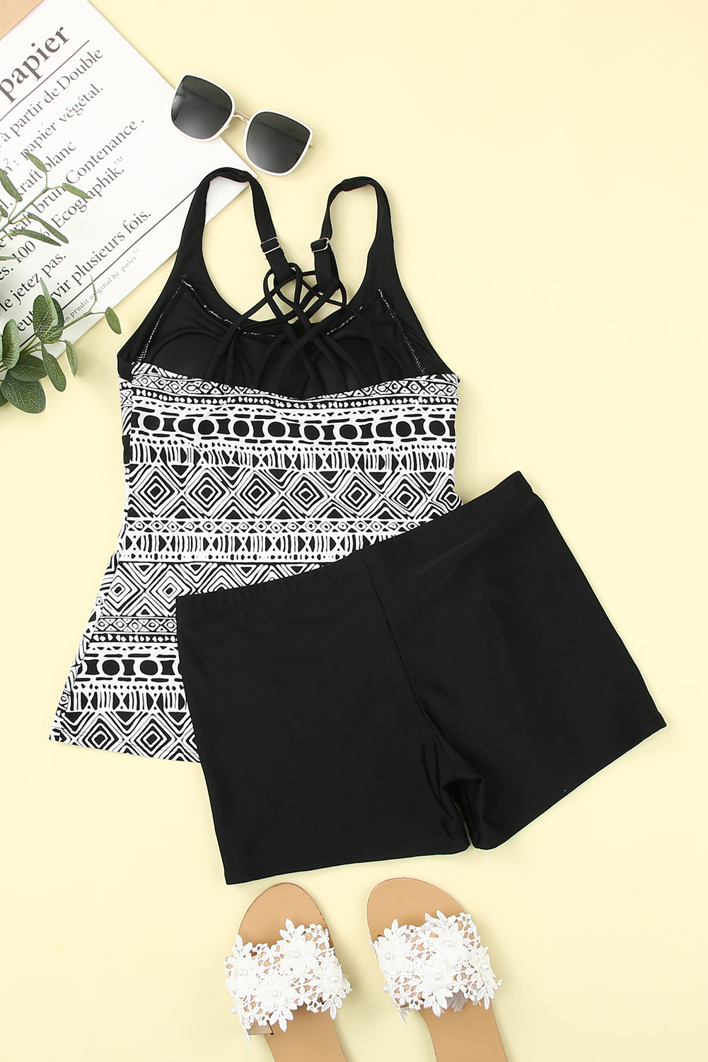 Monochrome Geometry Print Sporty Tankini Swimsuit