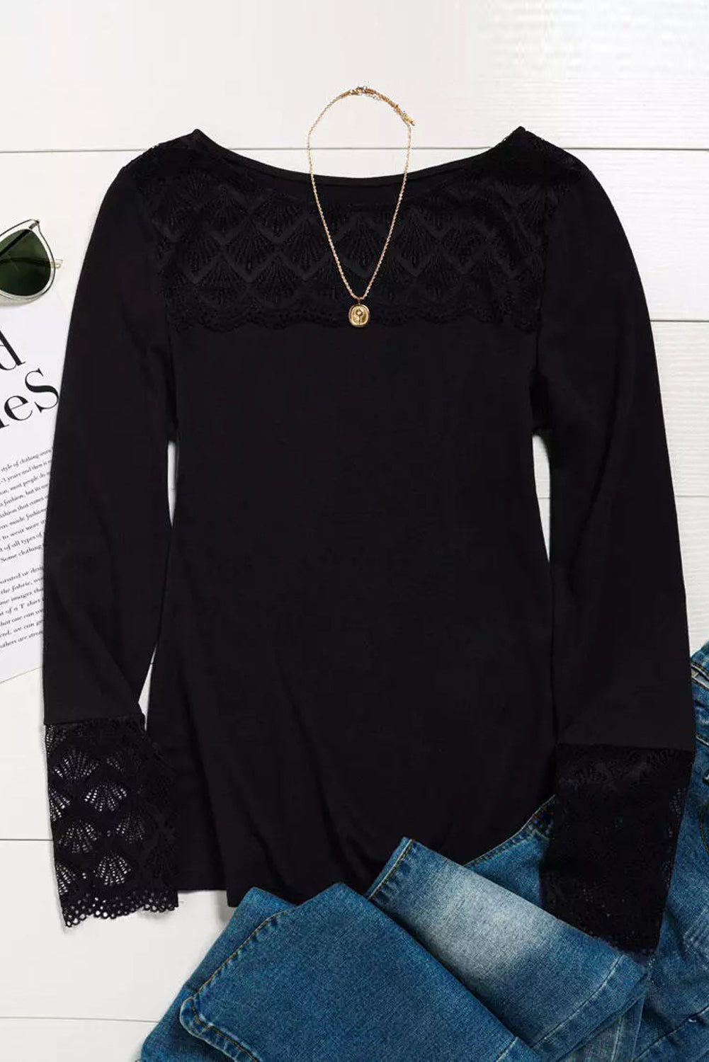 Lace Crochet Splicing O-neck Long Sleeve Top