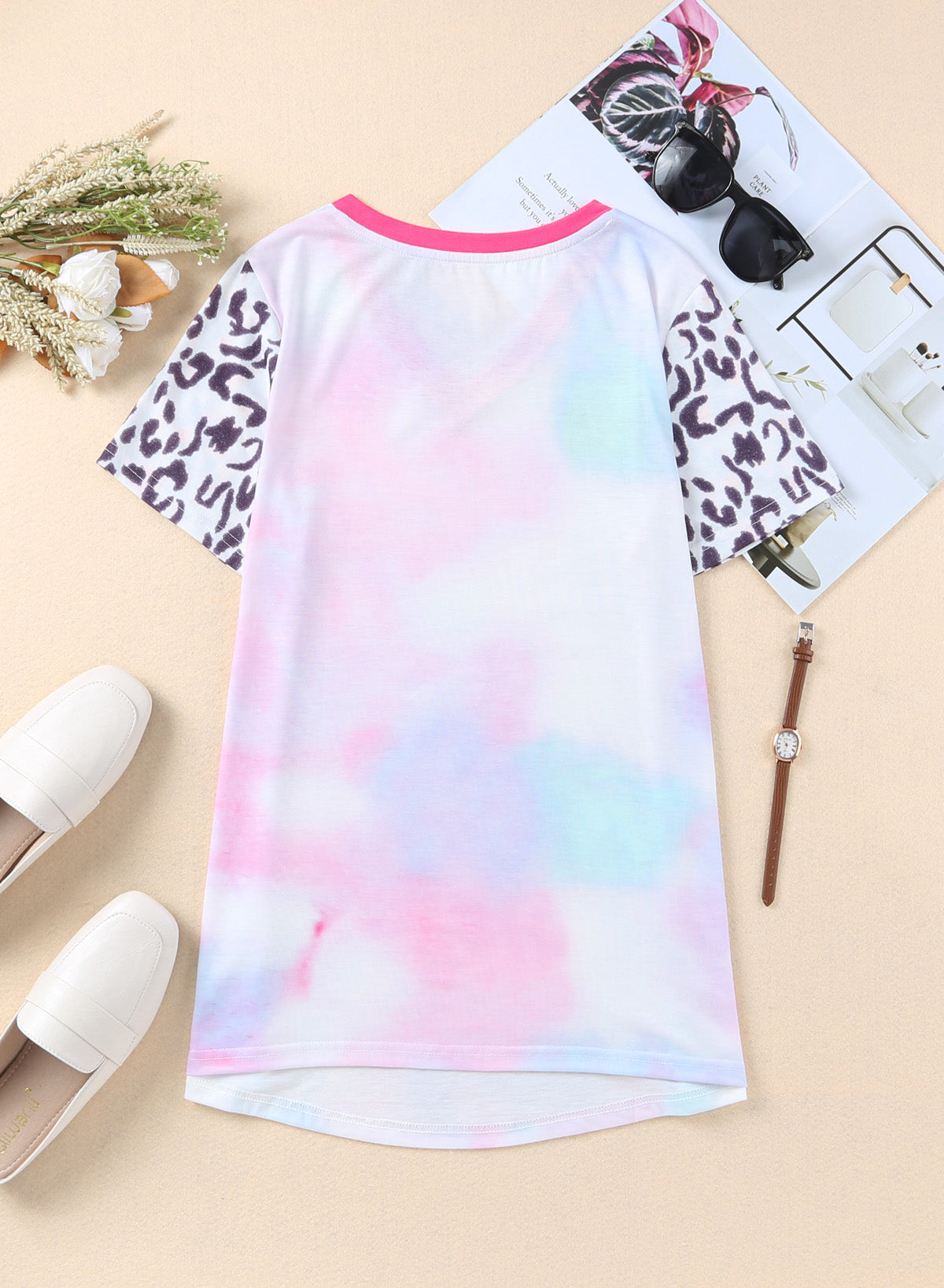 Leopard Sleeve Contrast V Neck Tie-dye Tee
