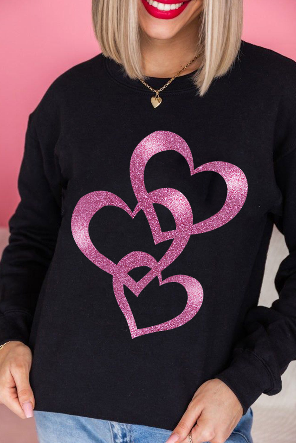 Black Glittering Heart Chain Valentine\'s Day Sweatshirt