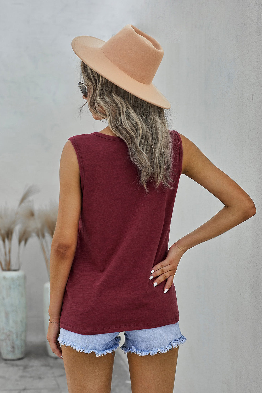 Snap Buttons Scoop Neck Tank with Pocket